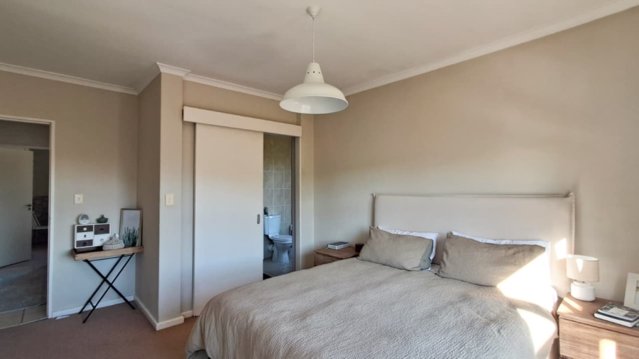 To Let 2 Bedroom Property for Rent in Century City Western Cape